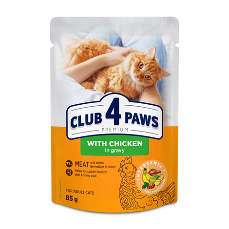 CLUB 4 PAWS PREMIUM "Z KURCZAKIEM W SOSIE". PEŁNOPORCJOWA KARMA W SASZETKACH DLA DOROSŁYCH KOTÓW